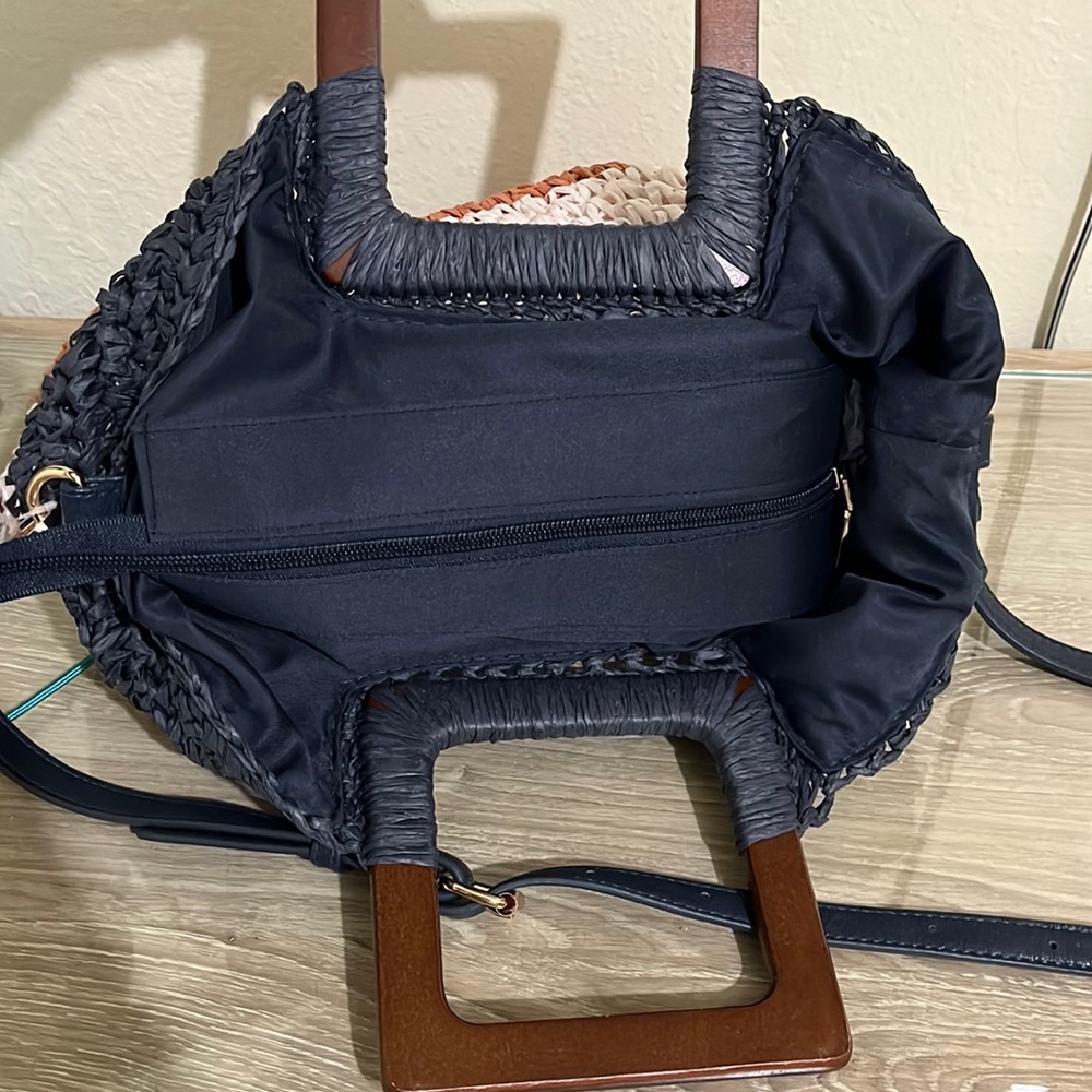Sasha and Sofi Straw bag - Picture 9 of 17